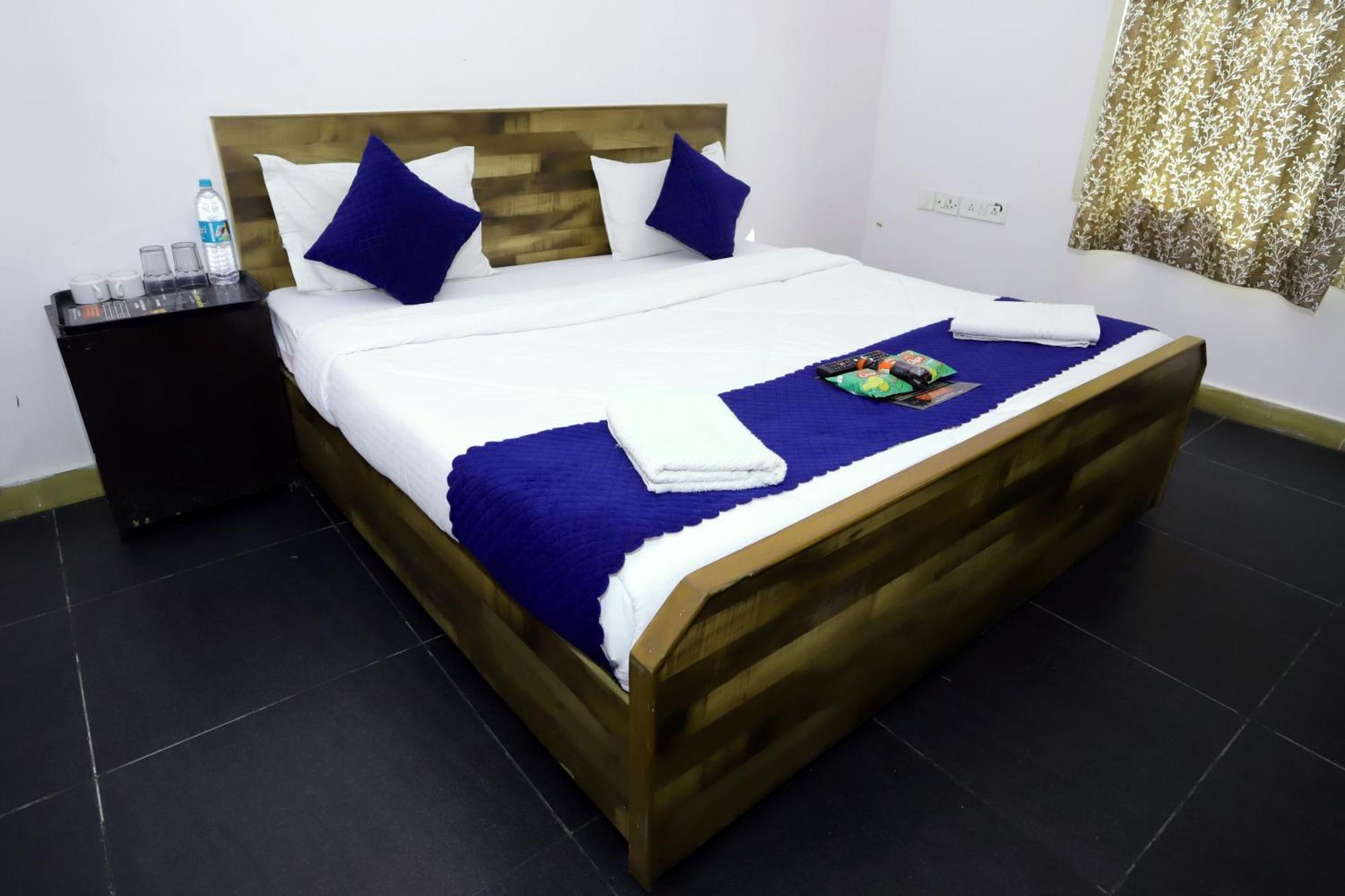 Hotel Warm Welcome - Noida Sector 51 Dış mekan fotoğraf