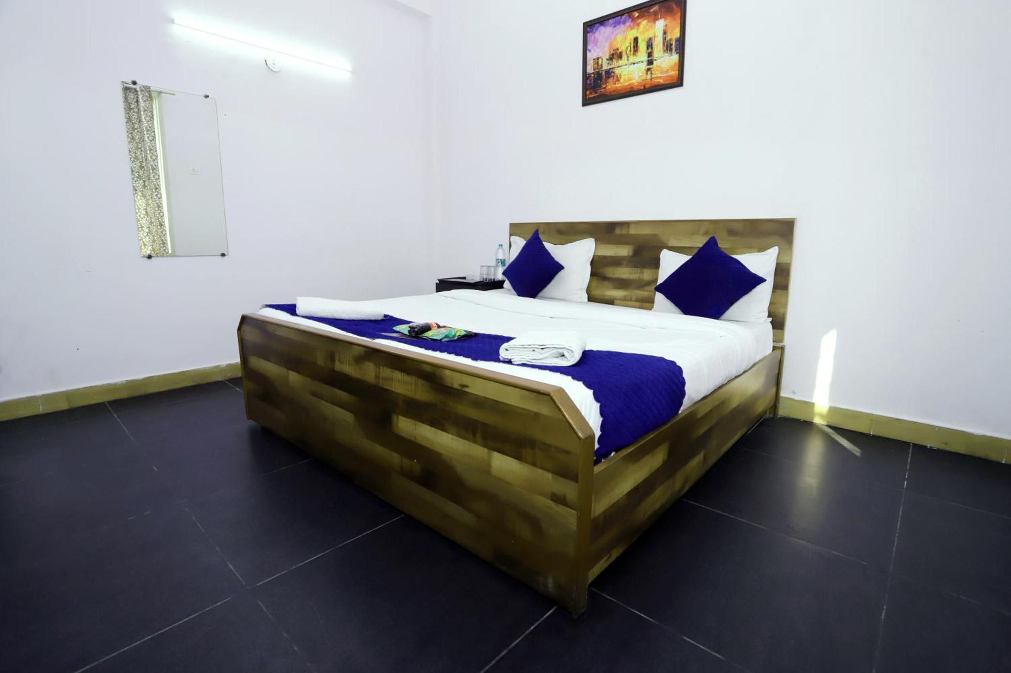 Hotel Warm Welcome - Noida Sector 51 Dış mekan fotoğraf