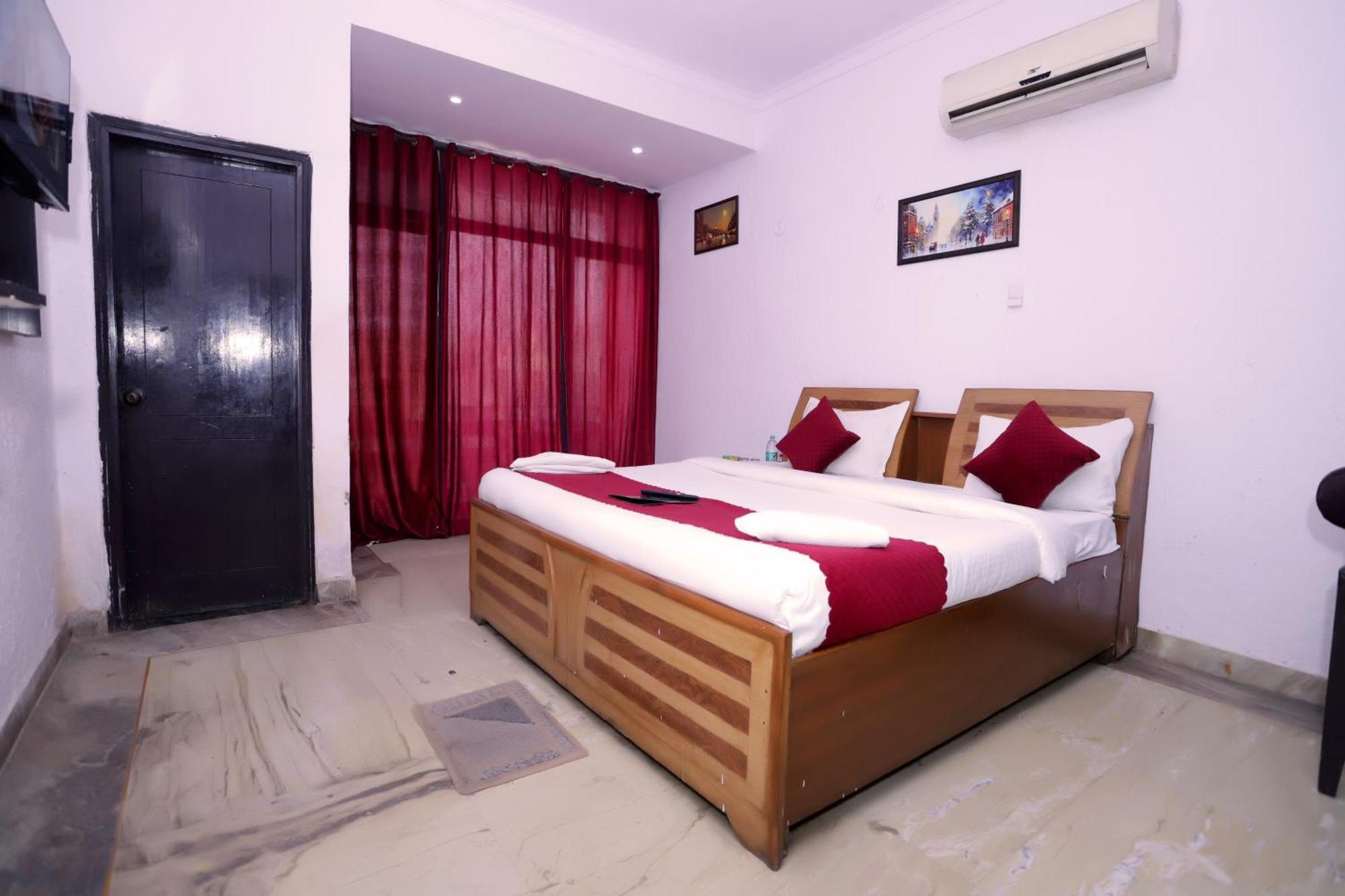 Hotel Warm Welcome - Noida Sector 51 Dış mekan fotoğraf