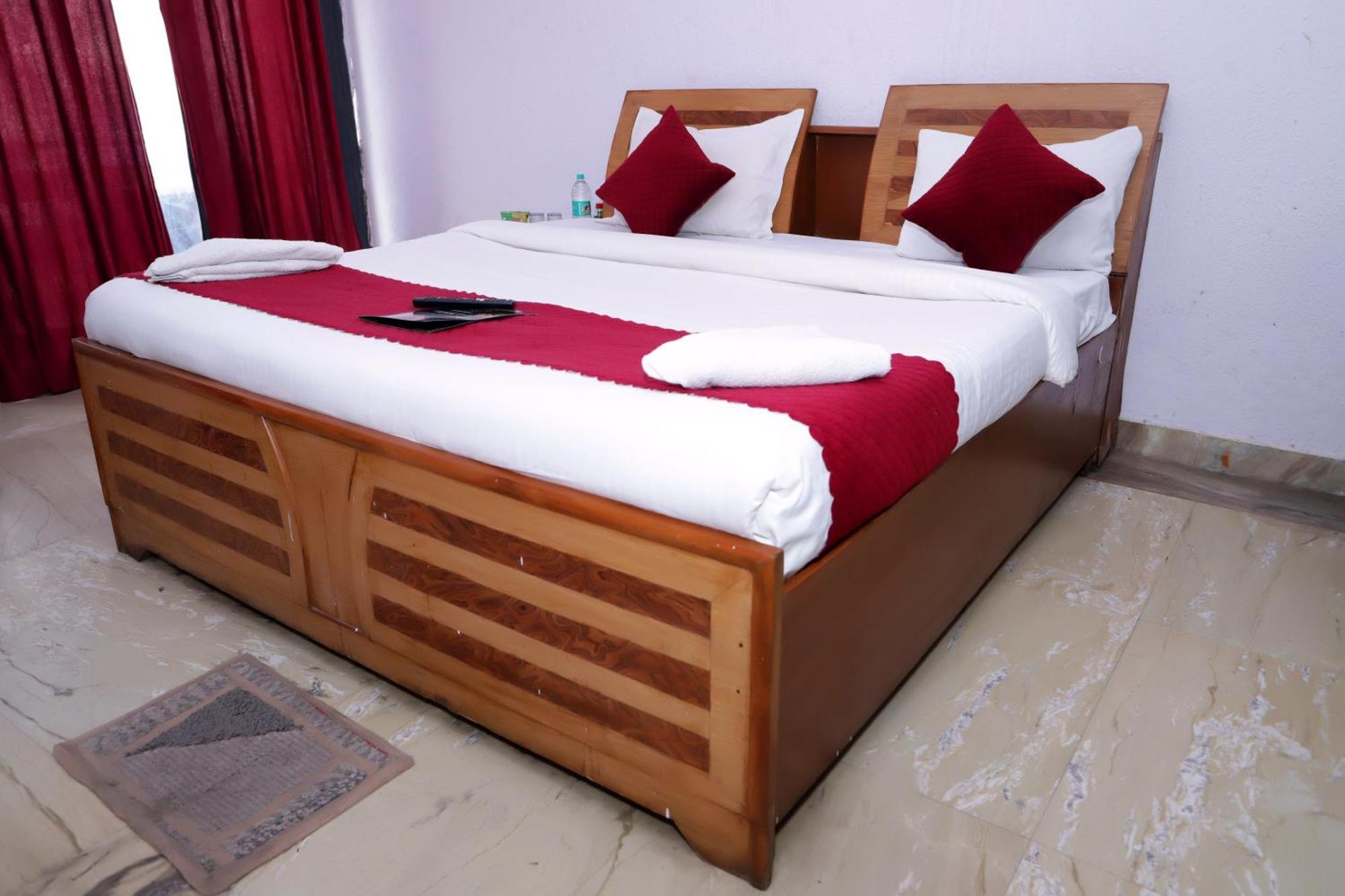 Hotel Warm Welcome - Noida Sector 51 Dış mekan fotoğraf